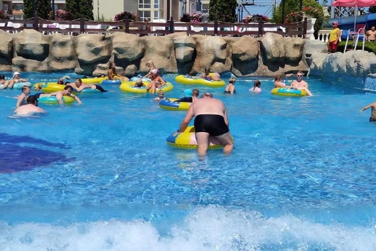 Yves 2 Bed Apart At Sun Village Sunny Beach Not Far Away From The Sea Zewnętrze zdjęcie